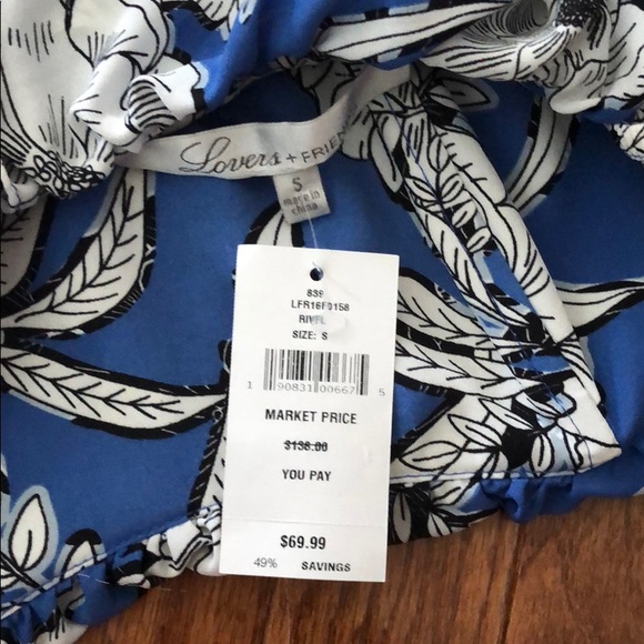 Lovers + Friends Life’s A Beach Top - Picture 6 of 7